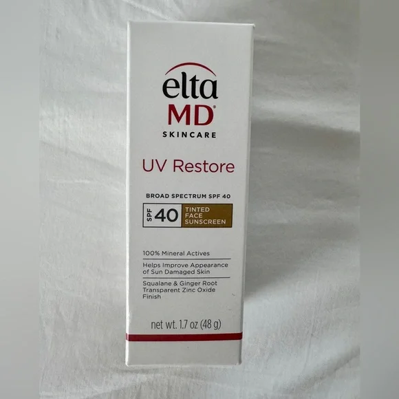 Elta MD New in Box UV Clear Tinted Sunscreen SPF 46 Oil-Free Zinc Oxide 1.7 oz - Picture 3 of 4